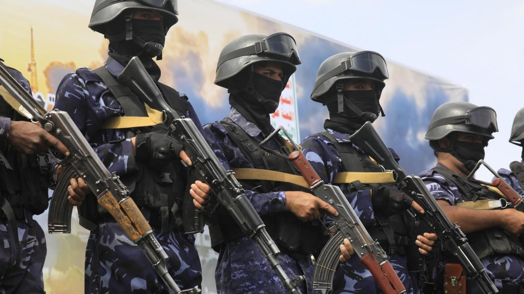 Houthis Kill 30 Yemeni Troops in Drone and Missile Strikes, Escalating Conflict