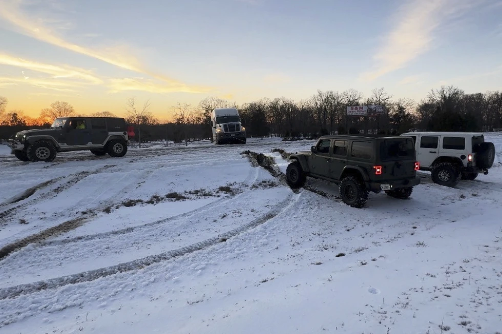 Dangerous Cold Grips the South: Mississippi and Tennessee Face Power Outages and Hypothermia Risks