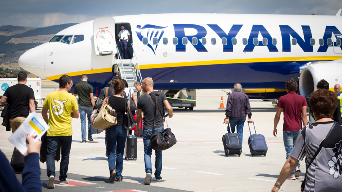 Ryanair’s Q2 Profit Plummet Amid Middle‑East Sky‑Fueling War