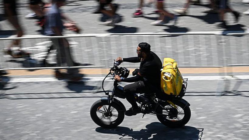Heatwave Sparks Ride‑Take Strike in Italy's Food‑Delivery Sector