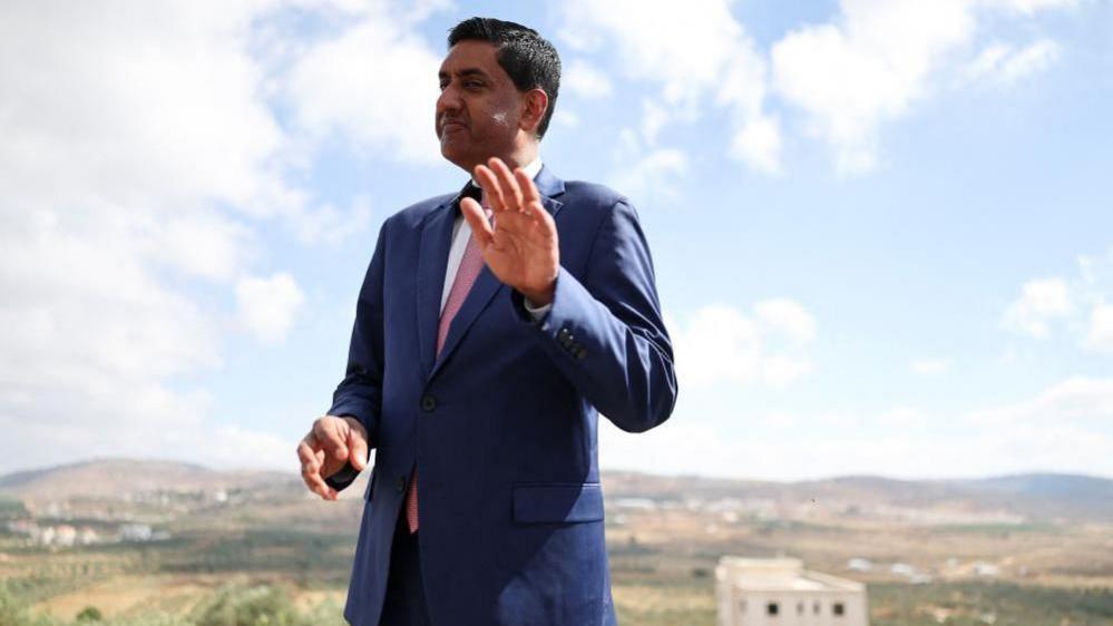 US Congressman Ro Khanna Detained for 90 Minutes by Armed Israeli Settlers in the West Bank
