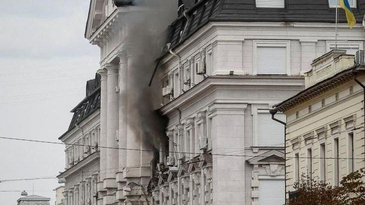 Russian Drone Strikes Kyiv’s Security Headquarters, Prompting Zelenskyy’s Call for Retaliation