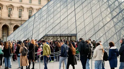 Louvre Reopens After $88 Million Jewel Heist