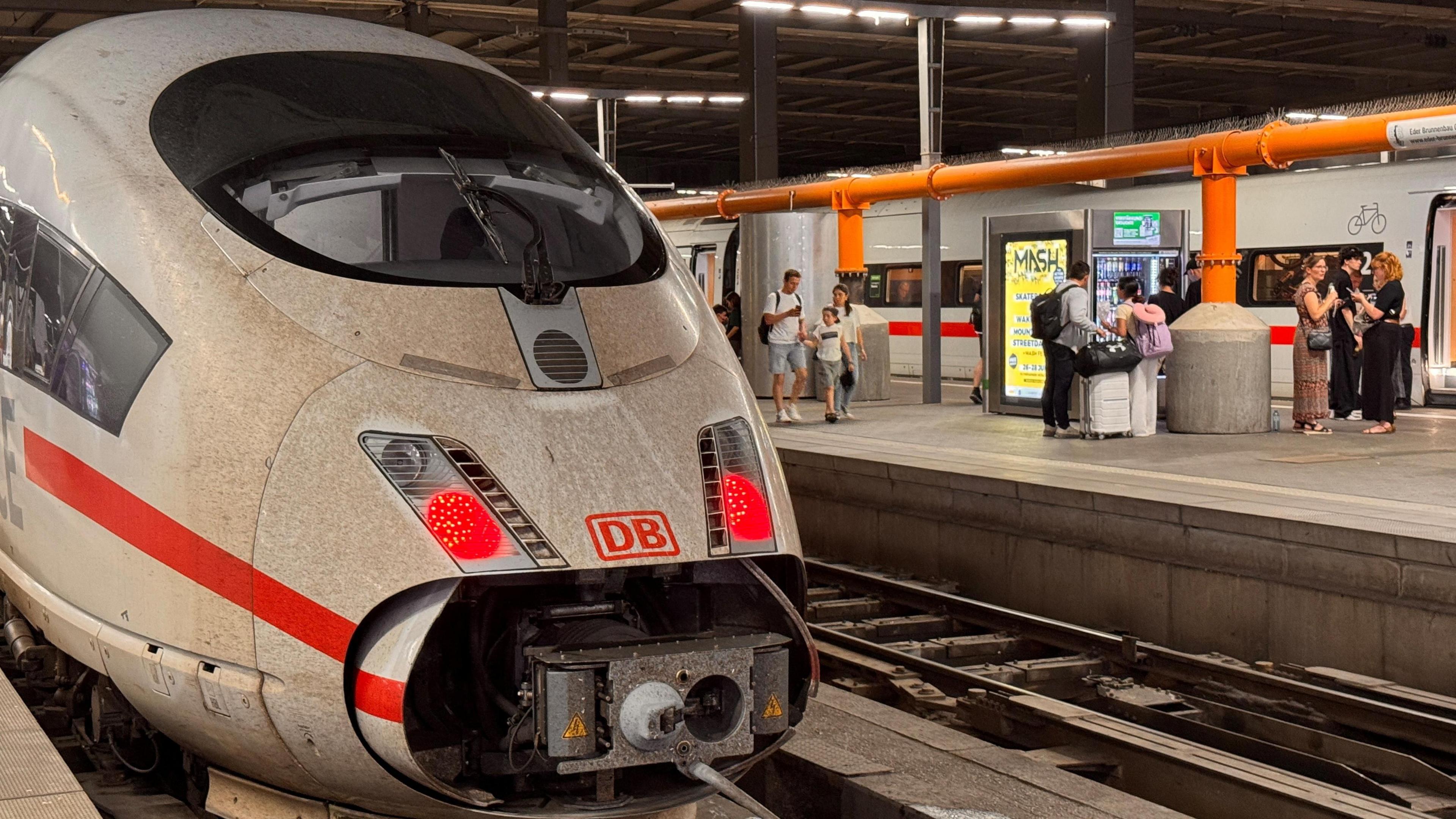 Germany’s Train Network Briefly Stopped Amid IT Disruption