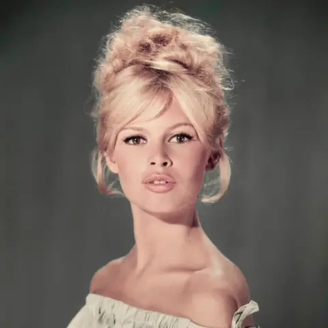 Brigitte Bardot: The Icon Who Redefined Feminine Freedom in Cinema