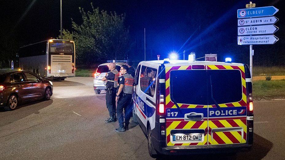 Northern France Train Derails, 44 Injured