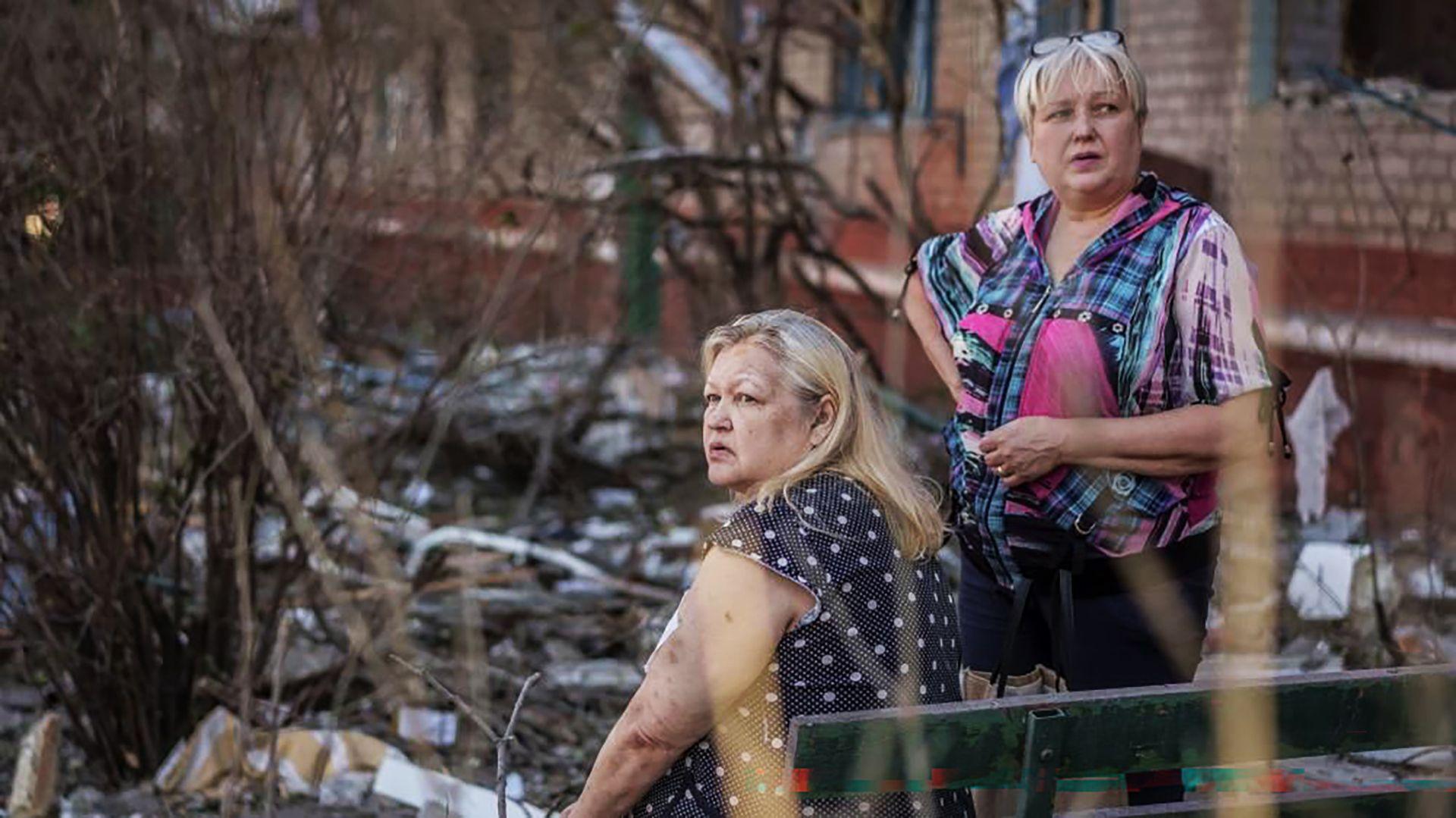 Ukraine's Fortress Cities in Peril as Russia Seeks Donbas Coverage