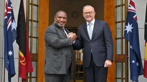 Australia and Papua New Guinea Forge Strategic Defence Pact Amid Rising Tensions