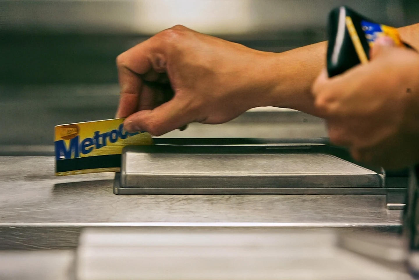 Farewell to MetroCard: New York Embraces Contactless Payment System