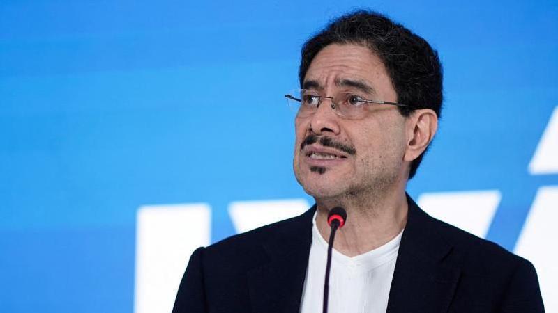 Iván Cepeda Concedes: Colombia’s Run‑Off Sale to New Presidency