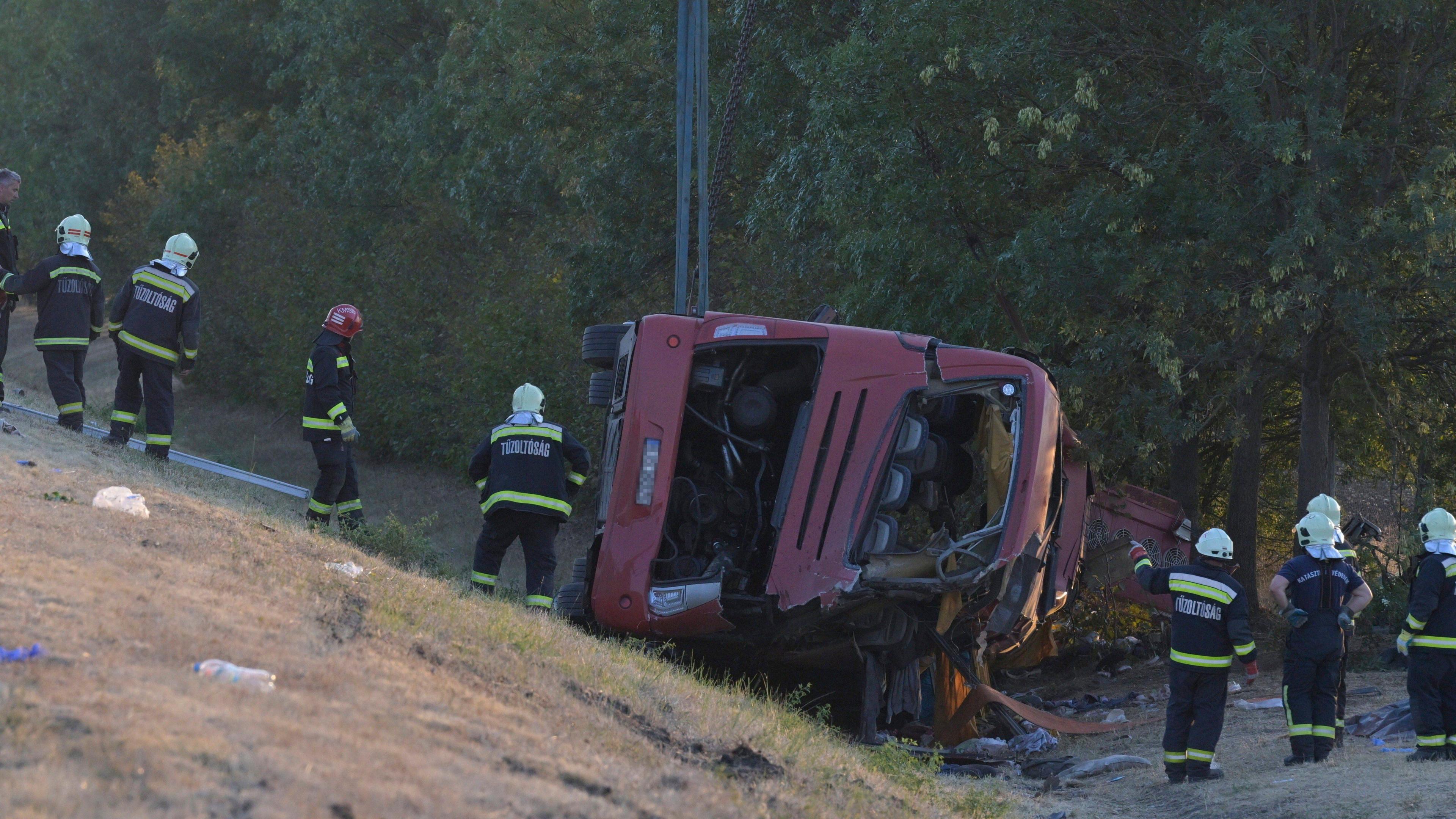 Twelve Killed in Polish Bus Crash on Hungarian Motorway