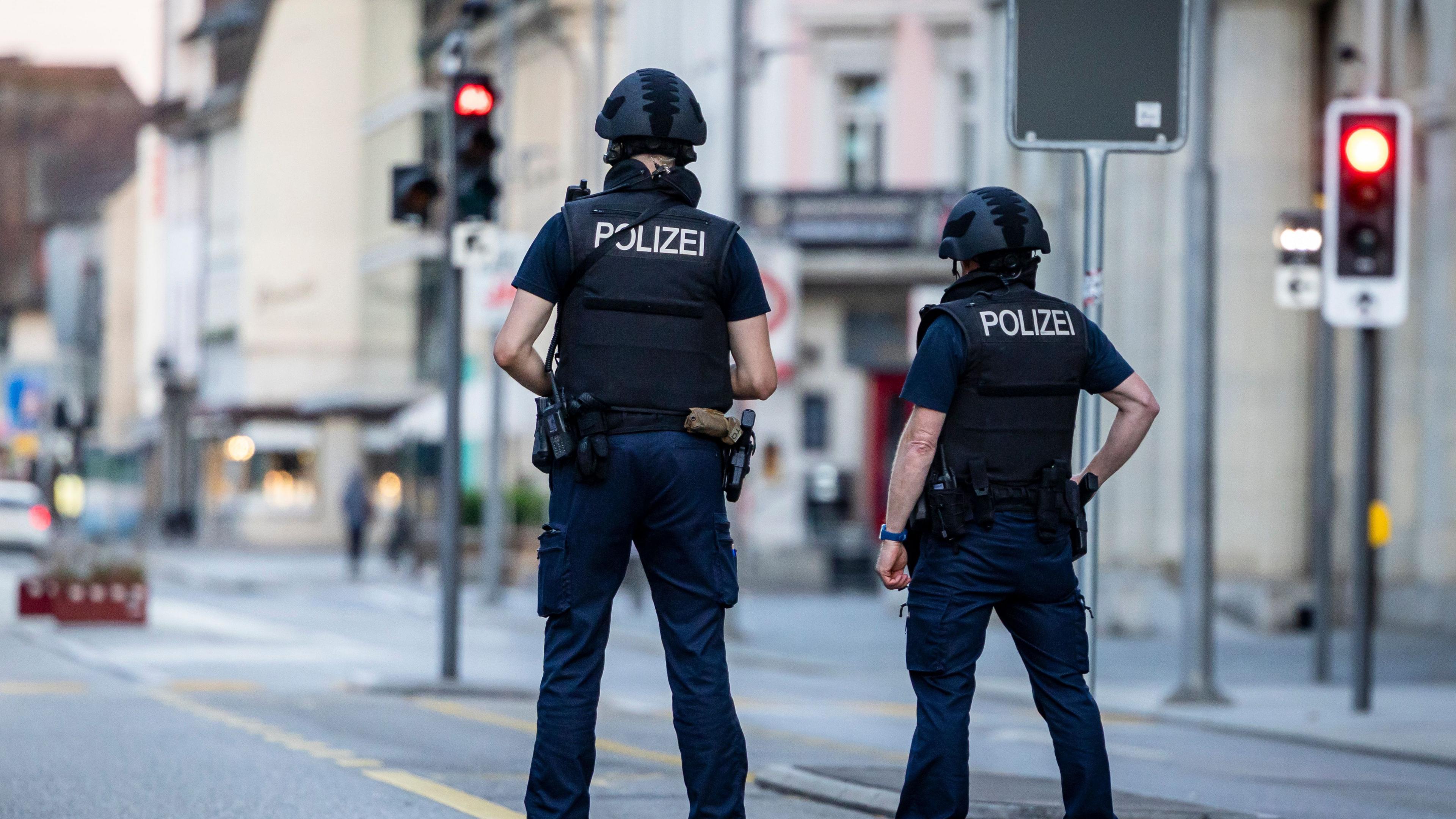 Swiss Shooting Leaves One Dead, Five Injured at Outback Event