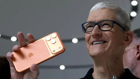 Apple to Raise Prices Amid Rising Chip Costs Driven by AI Boom