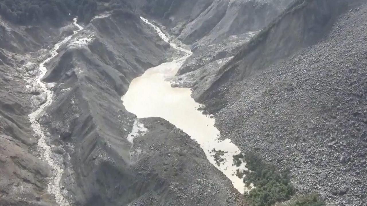 China Warns of Second Flood as Barrier Lake Threatens Nepal‑Tibet Border