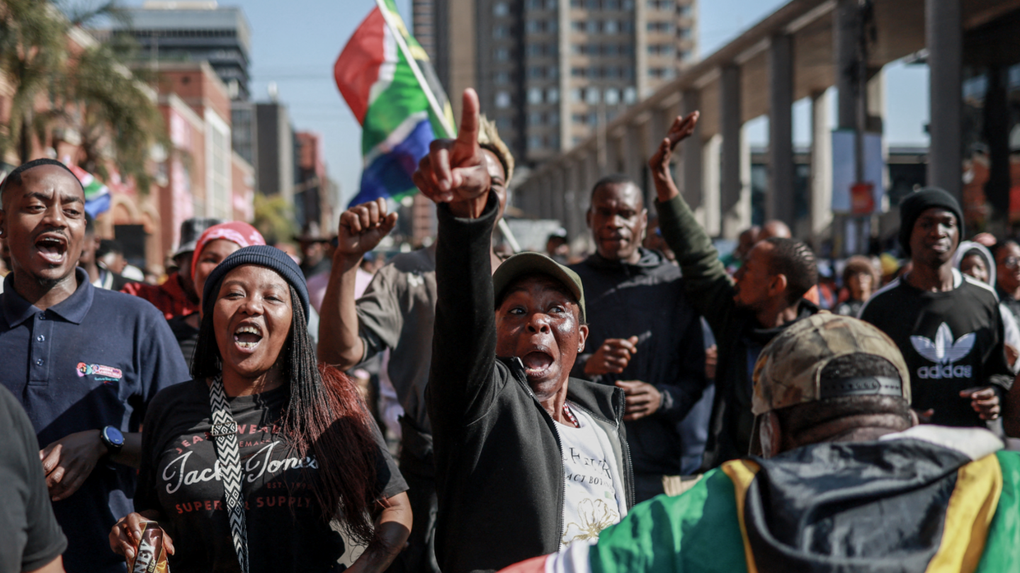 South Africa’s Anti‑Migrant Protest: Thousands March, Police Deploy Military, Migrants Evacuated