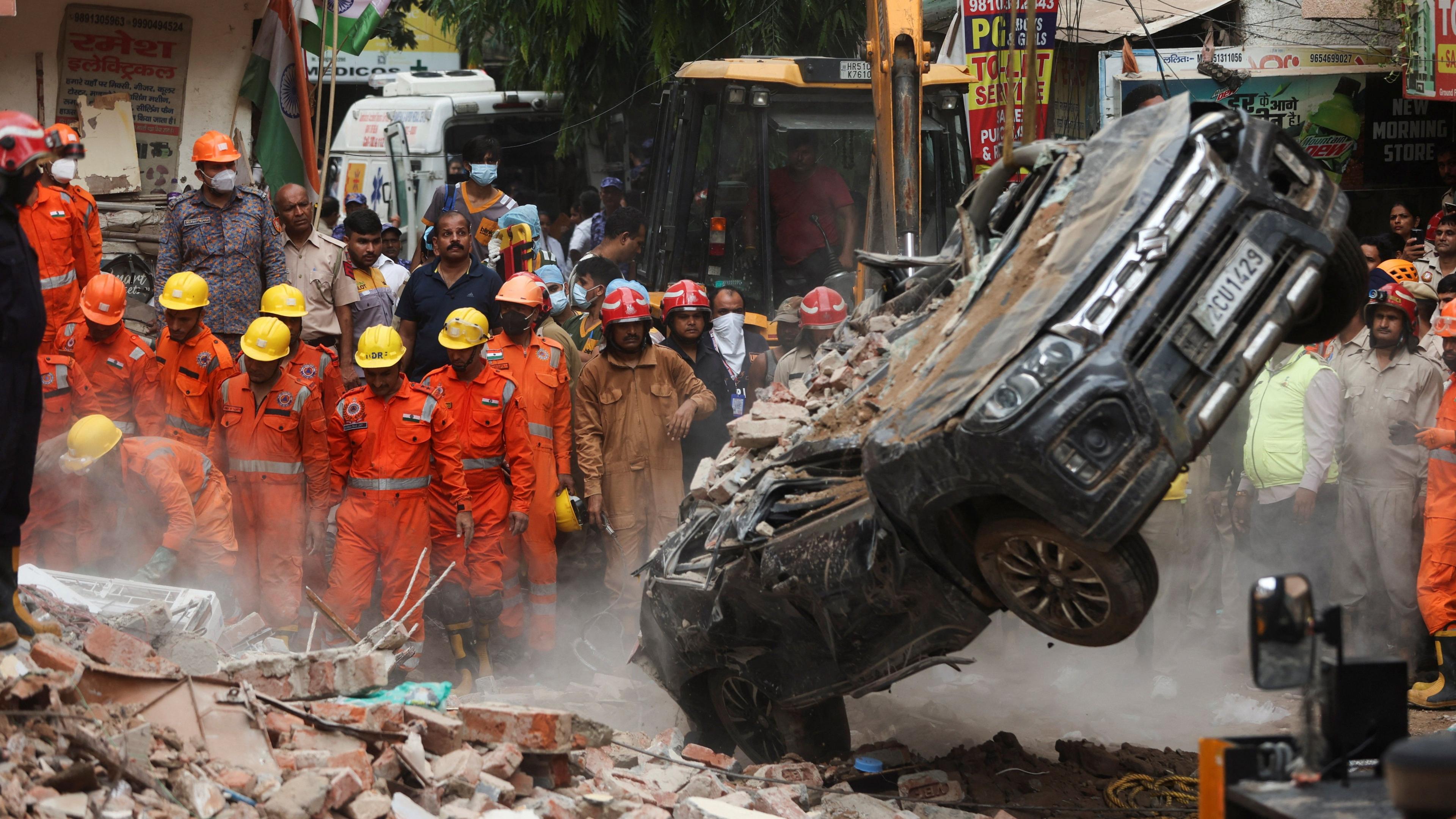 Collapse of Delhi Hostel Leaves Dozens Trapped, Alleged Construction Faults Exposed