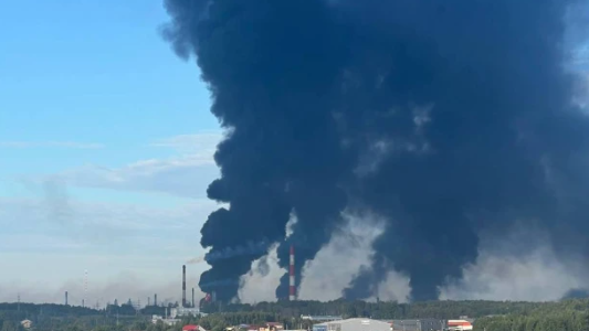 Ukraine Strikes Russian Refineries Deep in Bashkortostan and Yaroslavl, Intensifying Energy Blockades