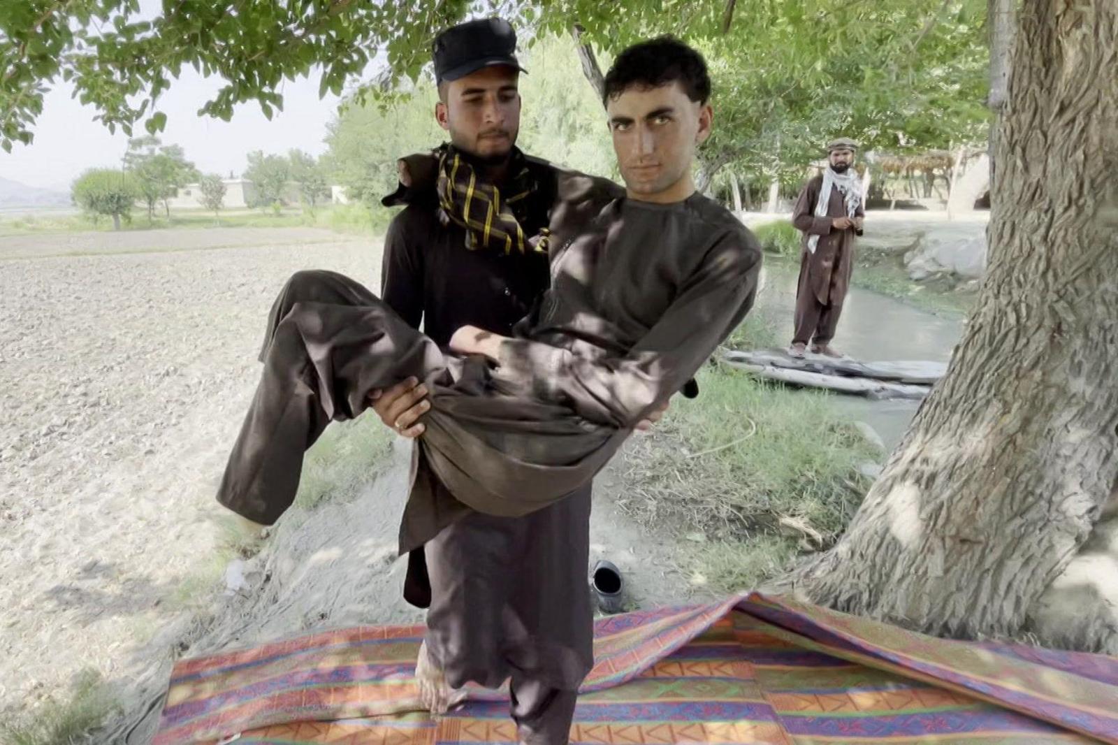 Turkish Border Guards Beat Afghan Youths, Leaving Them Amputated