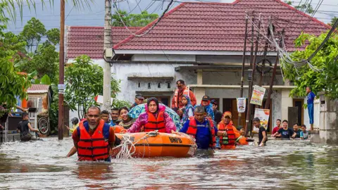 Devastating Floods Claim Hundreds of Lives Across Southern Asia