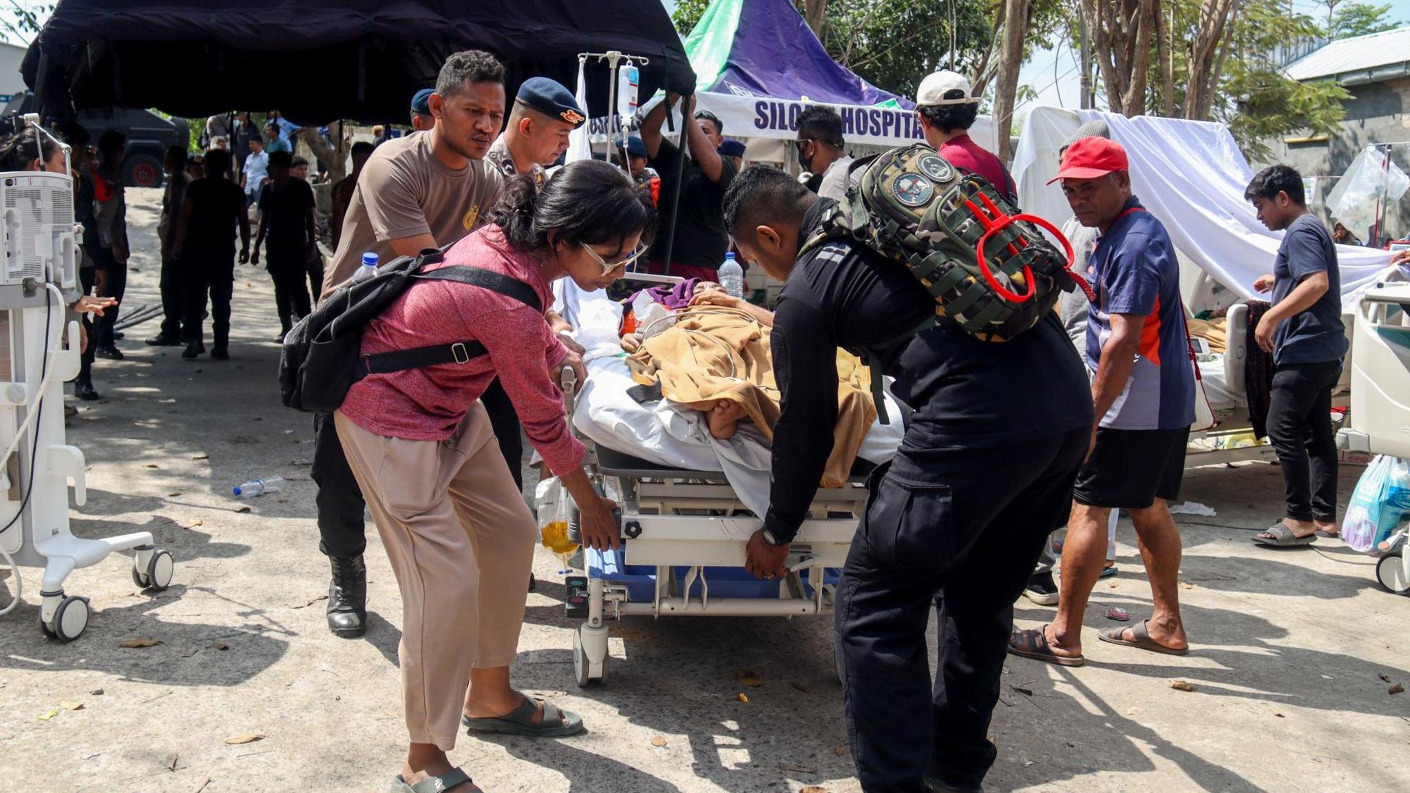 Indonesia’s Flood of Displacement: 5,000 People Flee Amid 7.7‑Magnitude Earthquake