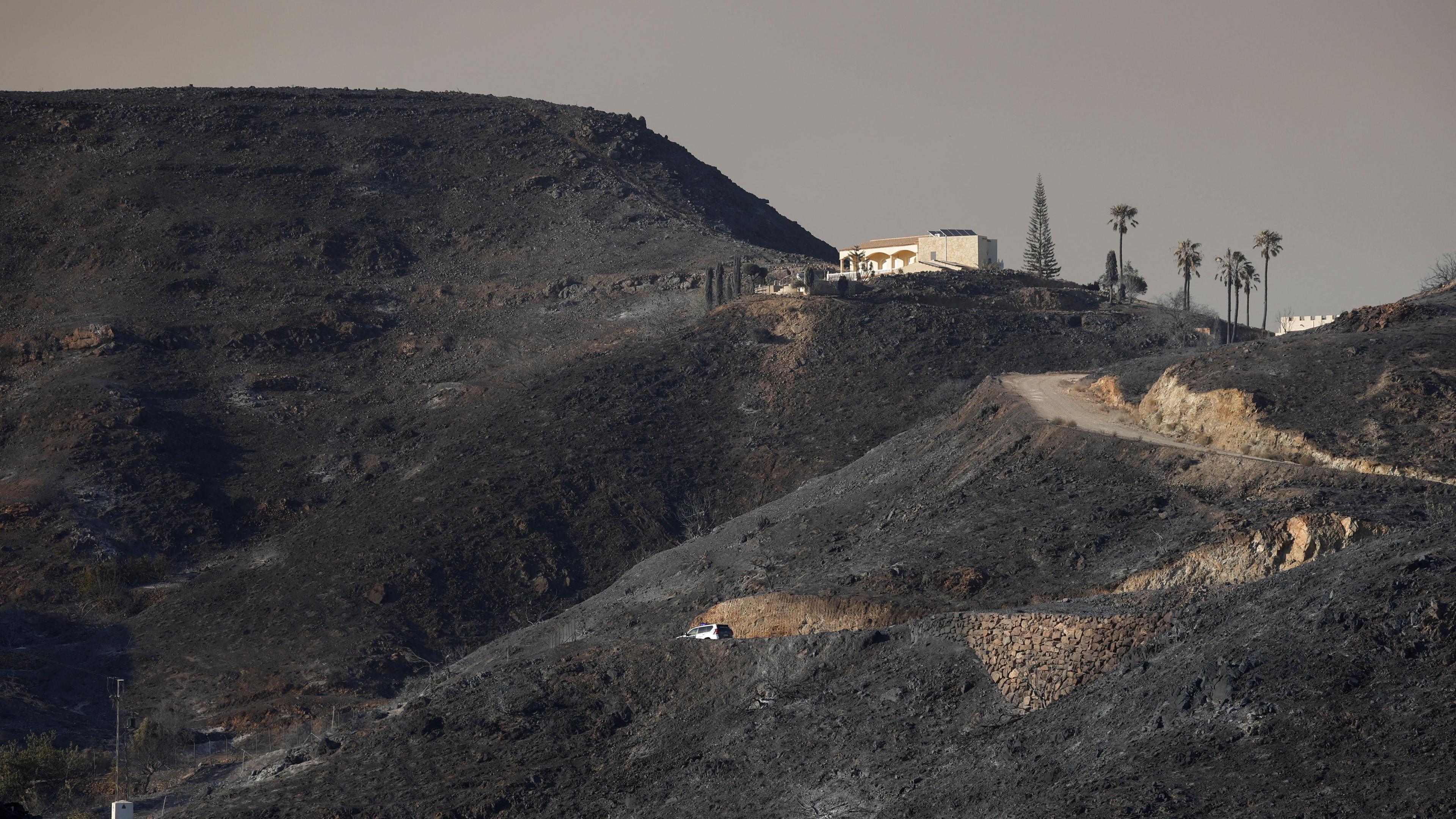 Seven Britons Among 13 Fatalities in Spain's Almería Wildfire