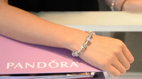 Pandora Shifts from Silver to Platinum Amid Rising Metal Prices